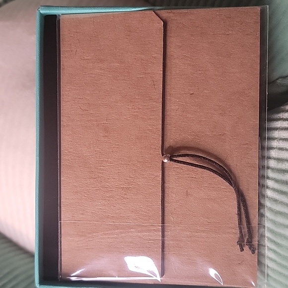 Bestie Morse code bracelet with the letter L attached on a charm - Picture 3 of 6